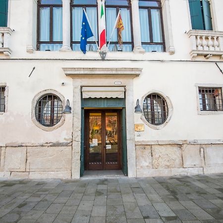 Casa Sant'Andrea Acomodação com café da manhã Veneza Exterior foto