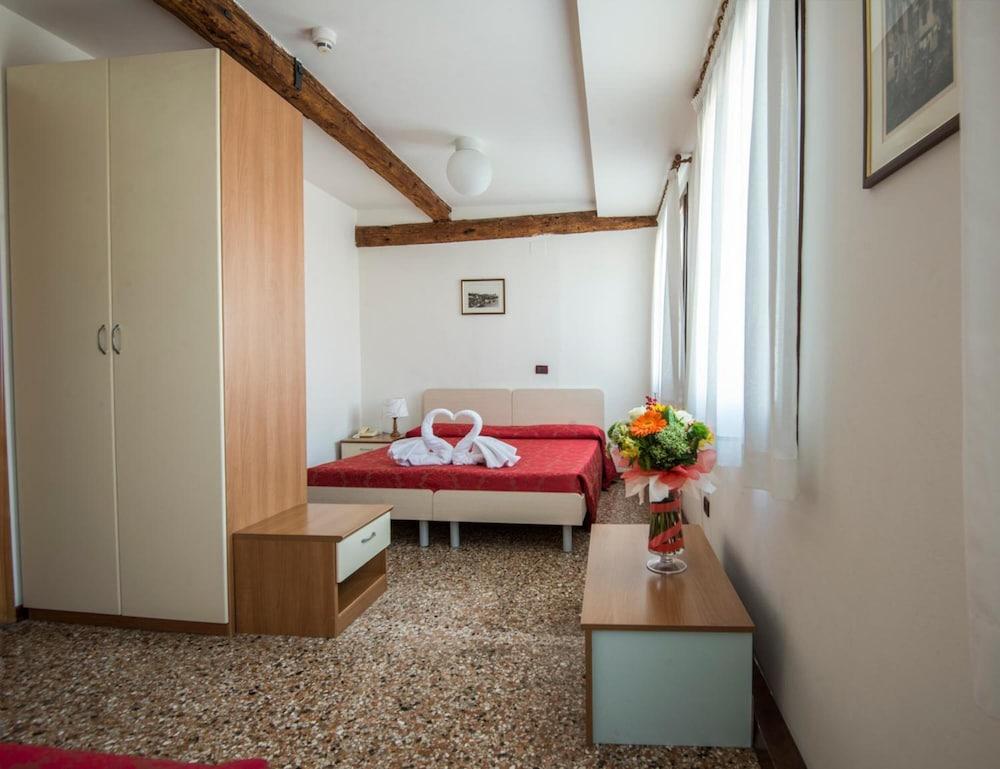 Casa Sant'Andrea Acomodação com café da manhã Veneza Exterior foto