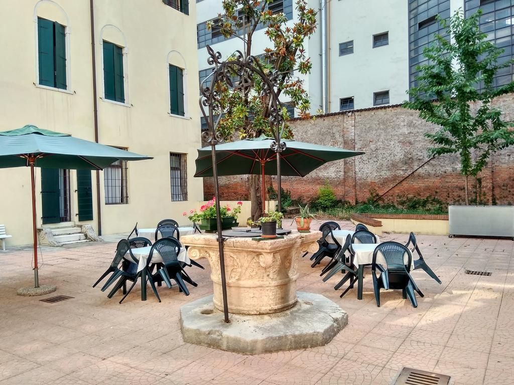 Casa Sant'Andrea Acomodação com café da manhã Veneza Exterior foto