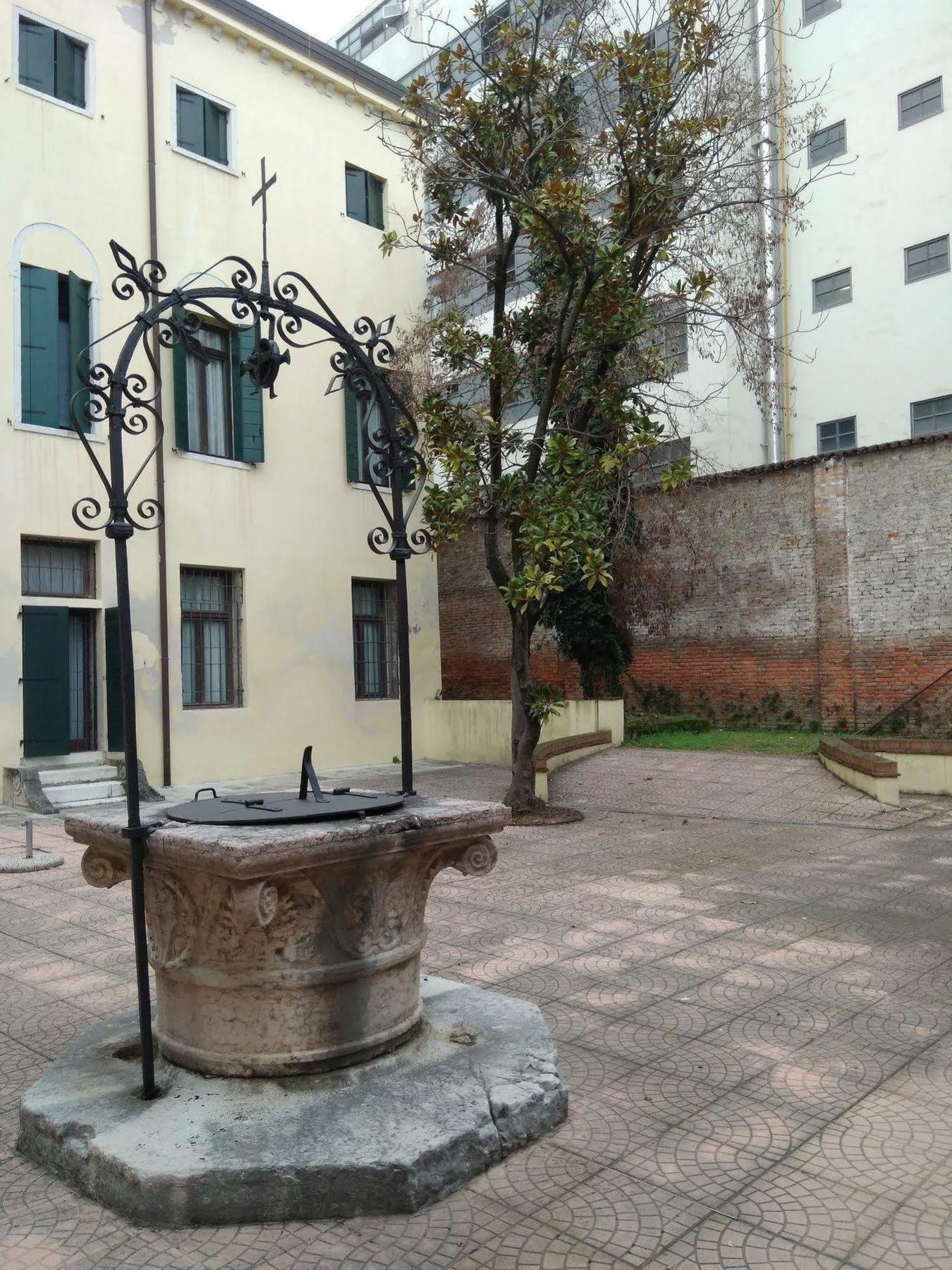 Casa Sant'Andrea Acomodação com café da manhã Veneza Exterior foto